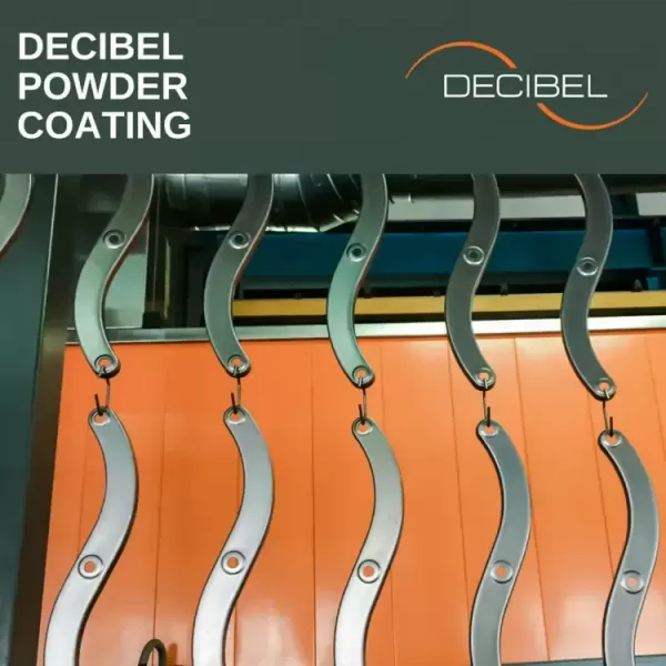DECIBEL zainstalował w swoim zakładzie produkcyjnym technologię malowania proszkowego 